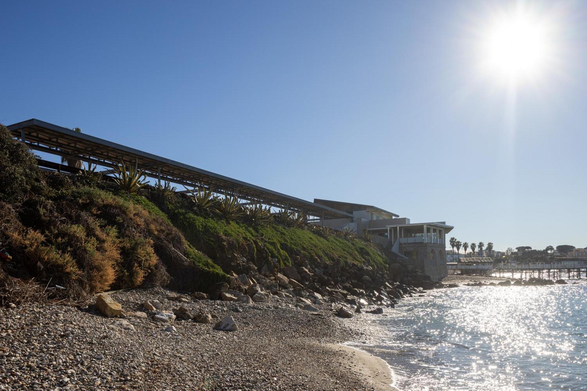 Le Suites Sul Mare Di Esterina ชิวิตาเวกเกีย ภายนอก รูปภาพ