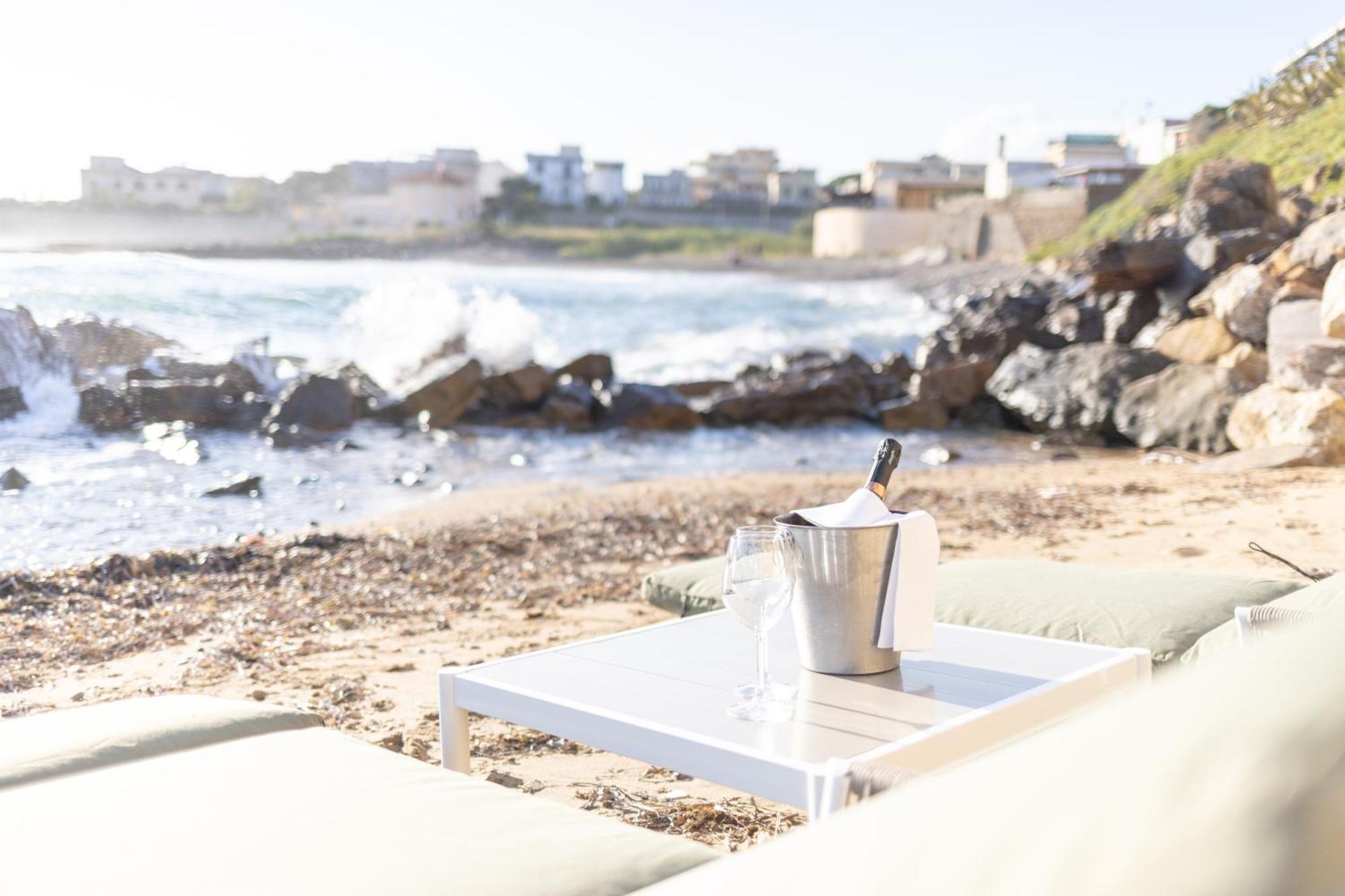 Le Suites Sul Mare Di Esterina ชิวิตาเวกเกีย ภายนอก รูปภาพ