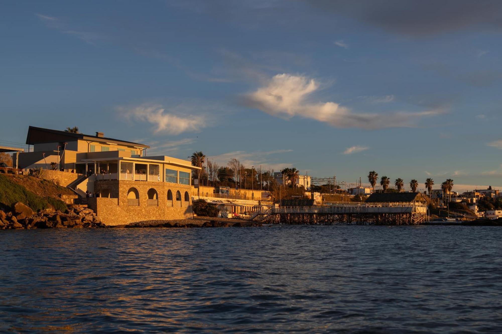 Le Suites Sul Mare Di Esterina ชิวิตาเวกเกีย ภายนอก รูปภาพ